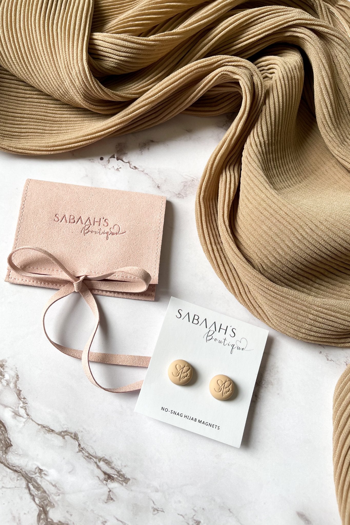 modanisa hijab magnets