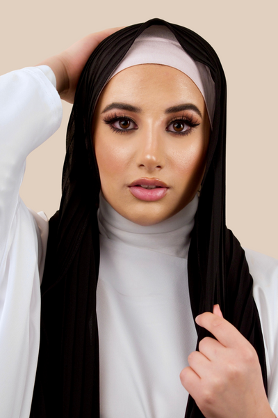 Pleated Chiffon Hijab | Black - Sabaah's Boutique