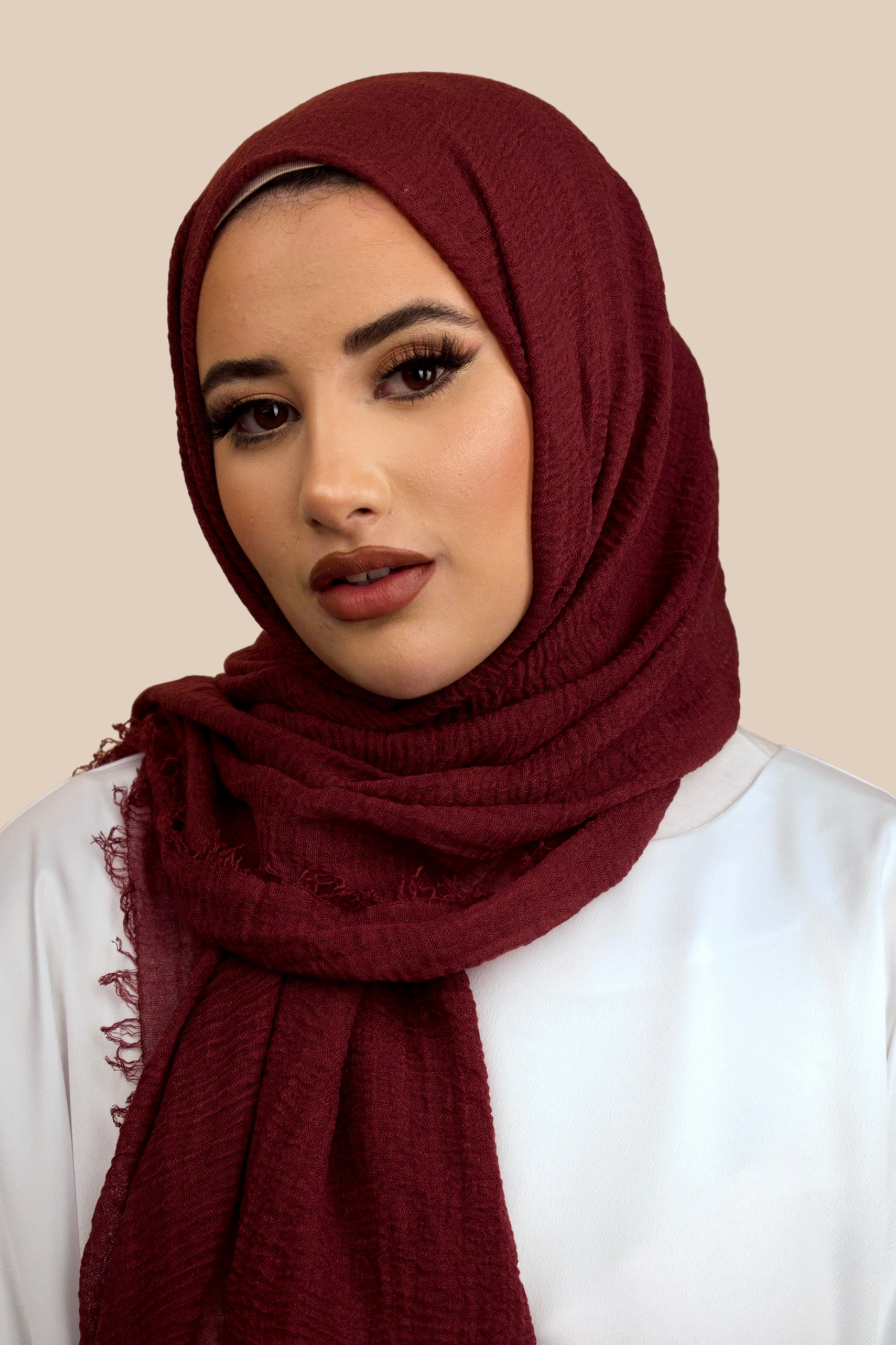 Premium Crimped Cotton Hijab | Maroon - Sabaah's Boutique