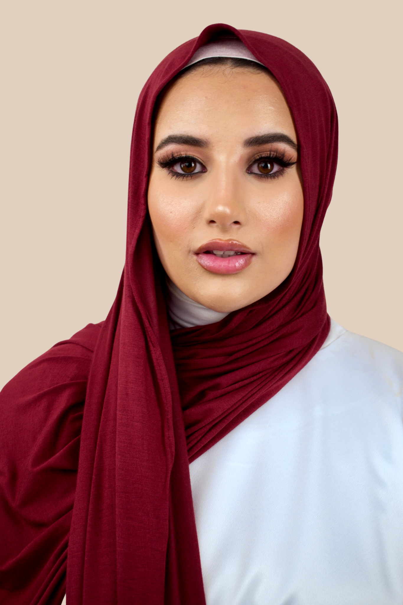 Premium Jersey Hijab | Maroon - Sabaah's Boutique